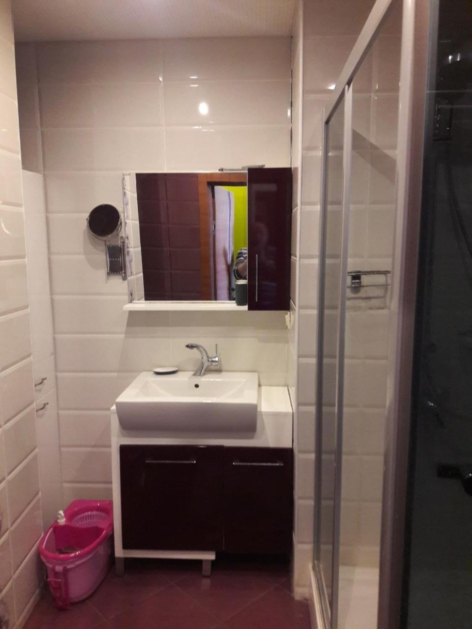 Apartment On Kobaladze Str 2 巴统 外观 照片
